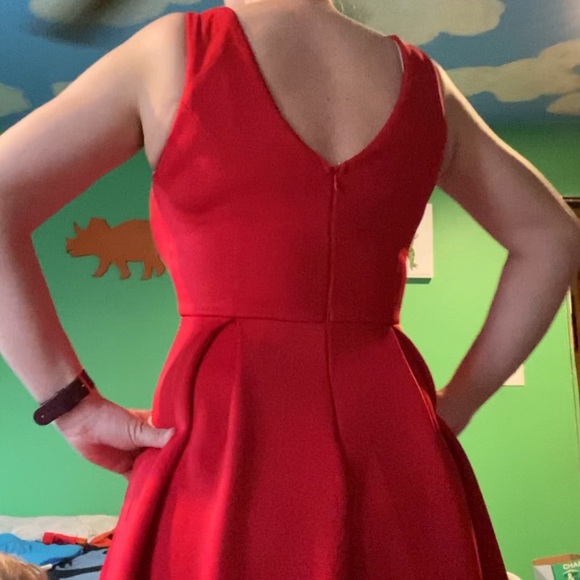 Francesca’s Red date night dress - Picture 6 of 8